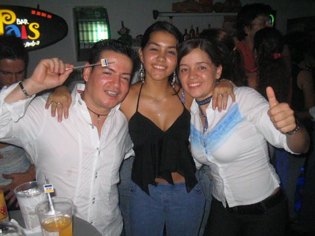 Foto 10 de Mi Pais · 16 de abril de 2005 en Mi Pais, Bucaramanga