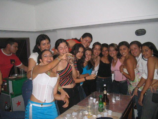 Foto 36 de Mi Pais · 16 de abril de 2005 en Mi Pais, Bucaramanga