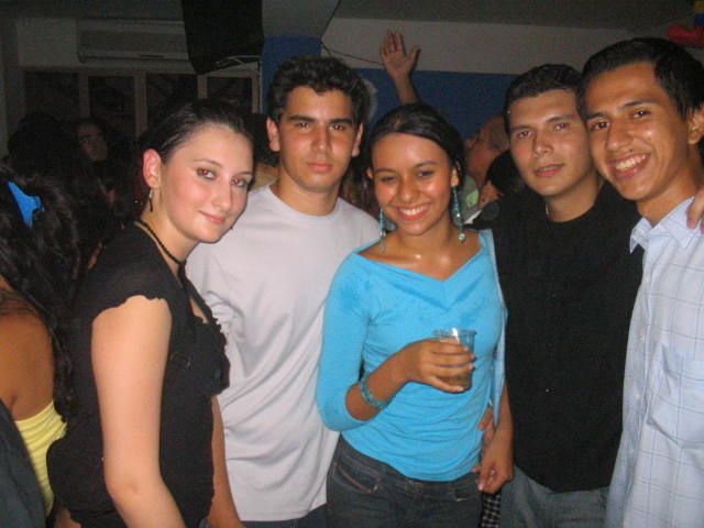 Foto 9 de Mi Pais · 2 de abril de 2005 en Mi Pais, Bucaramanga