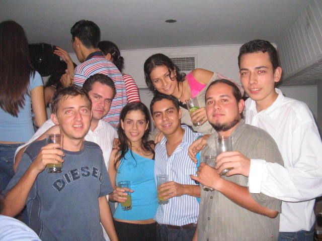 Foto 48 de Mi Pais · 2 de abril de 2005 en Mi Pais, Bucaramanga