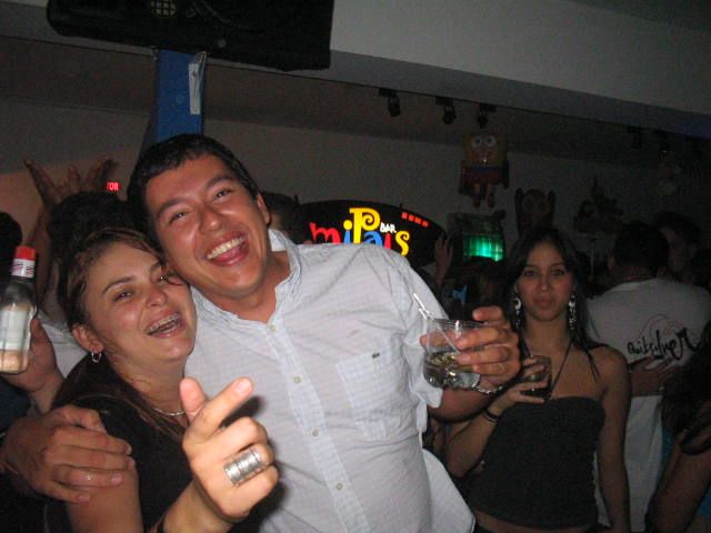 Foto 83 de Mi Pais · 2 de abril de 2005 en Mi Pais, Bucaramanga