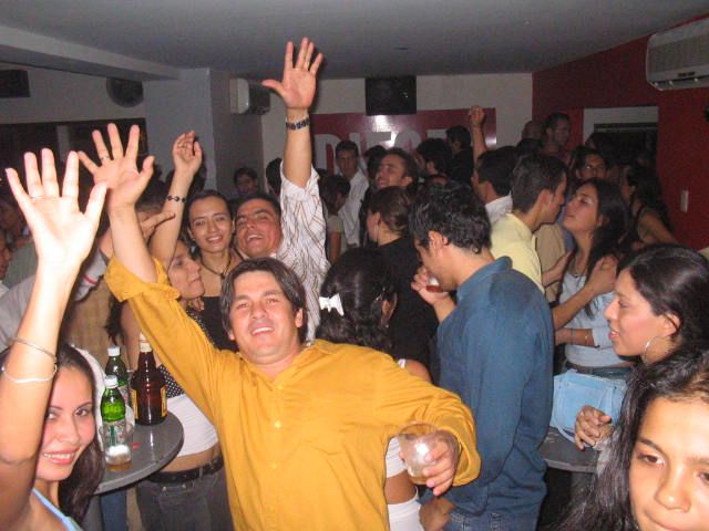 Foto 87 de Mi Pais · 2 de abril de 2005 en Mi Pais, Bucaramanga