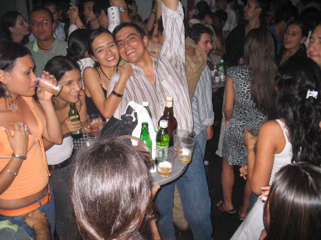 Foto 91 de Mi Pais · 2 de abril de 2005 en Mi Pais, Bucaramanga