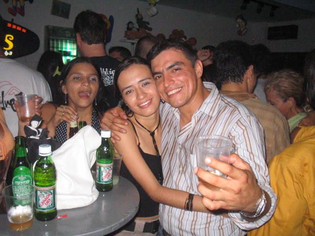 Foto 92 de Mi Pais · 2 de abril de 2005 en Mi Pais, Bucaramanga