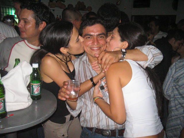 Foto 93 de Mi Pais · 2 de abril de 2005 en Mi Pais, Bucaramanga