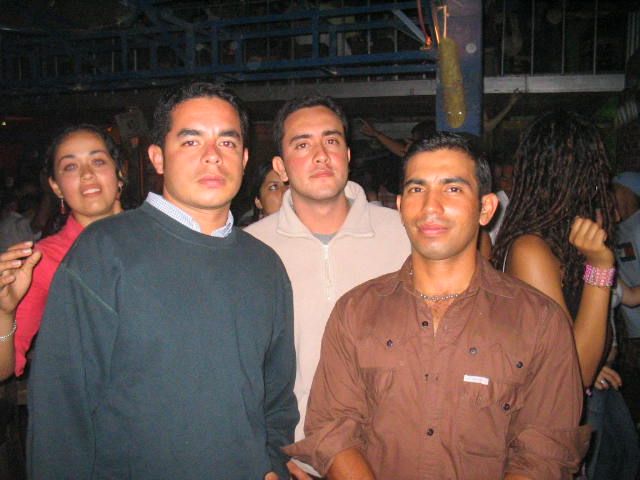 Foto 48 de Mi Pais · 23 de abril de 2005 en Mi Pais, Bucaramanga