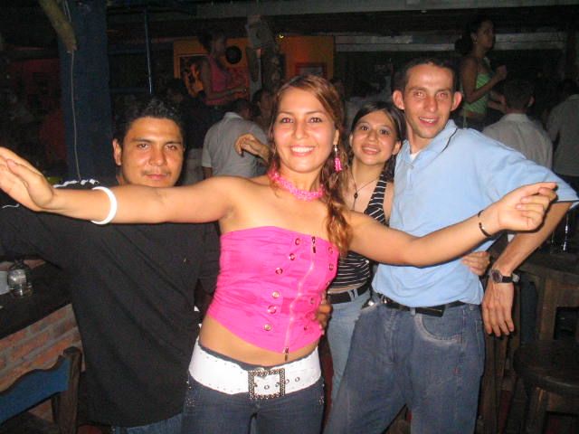 Foto 67 de Mi Pais · 23 de abril de 2005 en Mi Pais, Bucaramanga