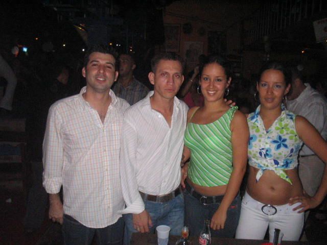 Foto 84 de Mi Pais · 23 de abril de 2005 en Mi Pais, Bucaramanga