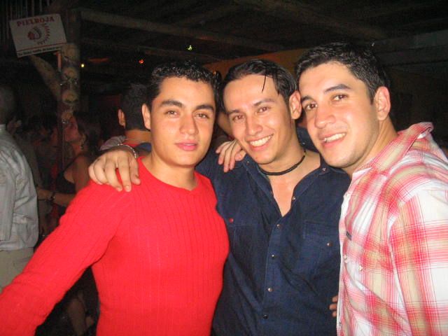 Foto 87 de Mi Pais · 23 de abril de 2005 en Mi Pais, Bucaramanga