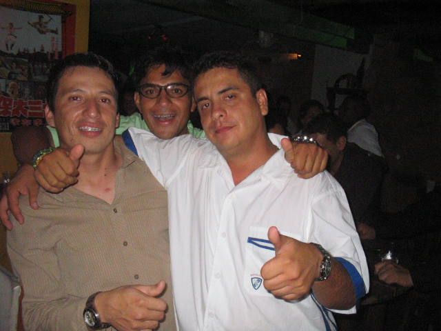 Foto 115 de Mi Pais · 23 de abril de 2005 en Mi Pais, Bucaramanga