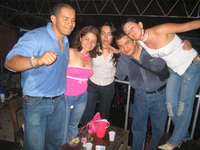 Foto 124 de Mi Pais · 23 de abril de 2005 en Mi Pais, Bucaramanga