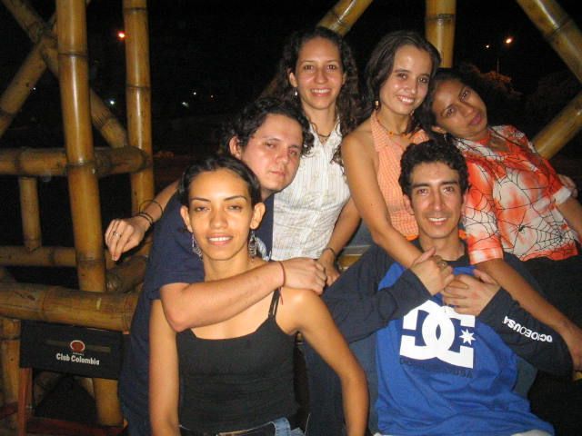 Foto 133 de Mi Pais · 23 de abril de 2005 en Mi Pais, Bucaramanga