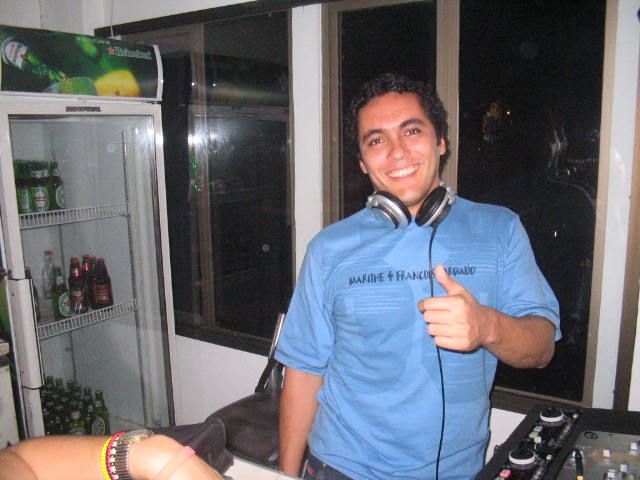 Foto 2 de Mi Pais · 30 de abril de 2005 en Mi Pais, Bucaramanga