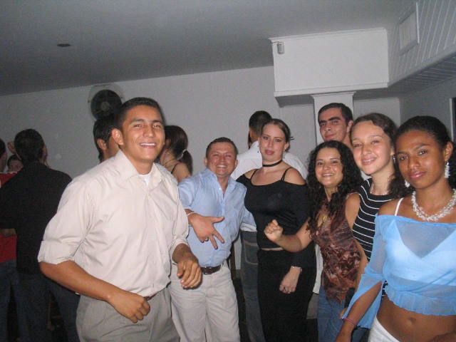 Foto 49 de Mi Pais · 30 de abril de 2005 en Mi Pais, Bucaramanga