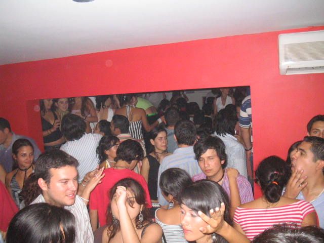 Foto 59 de Mi Pais · 8 de abril de 2005 en Mi Pais, Bucaramanga