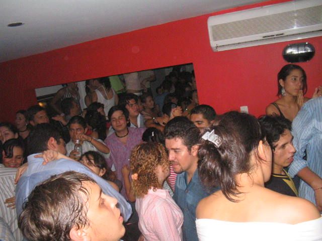 Foto 68 de Mi Pais · 8 de abril de 2005 en Mi Pais, Bucaramanga