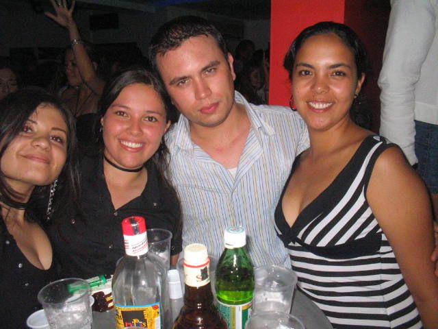Foto 57 de Mi Pais · 9 de abril de 2005 en Mi Pais, Bucaramanga