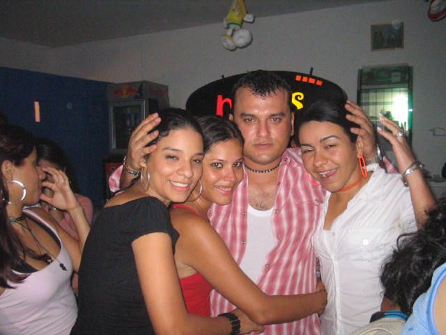 Foto 76 de Mi Pais · 9 de abril de 2005 en Mi Pais, Bucaramanga