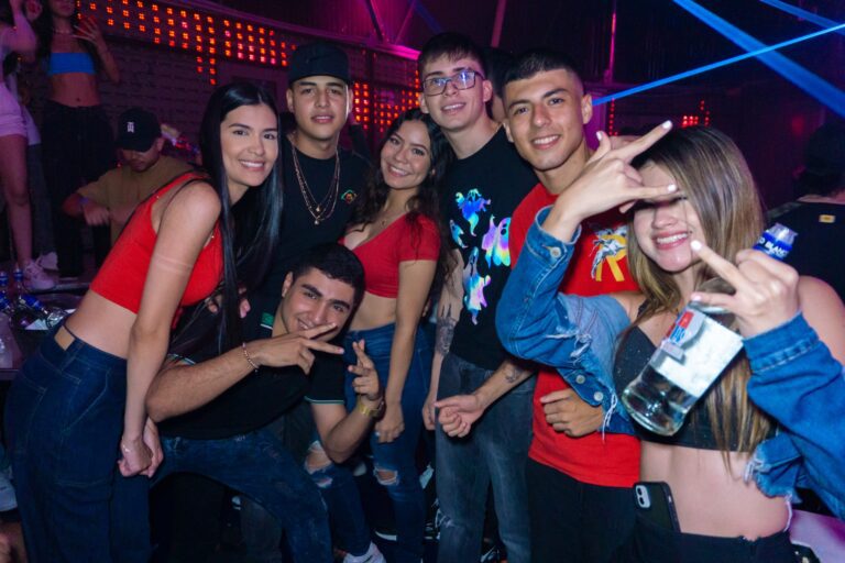 Foto 25 de Fiestas en Cali · abril de 2024 en Pegateya Cali, Cali