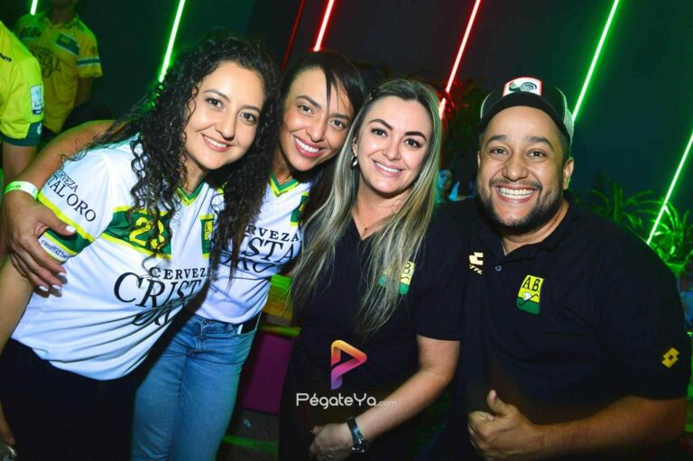 Foto 10 de Necio Bar · Final Bucaramanga vs. Santa Fe · 15 de junio de 2024 en Necio Bar, Bucaramanga