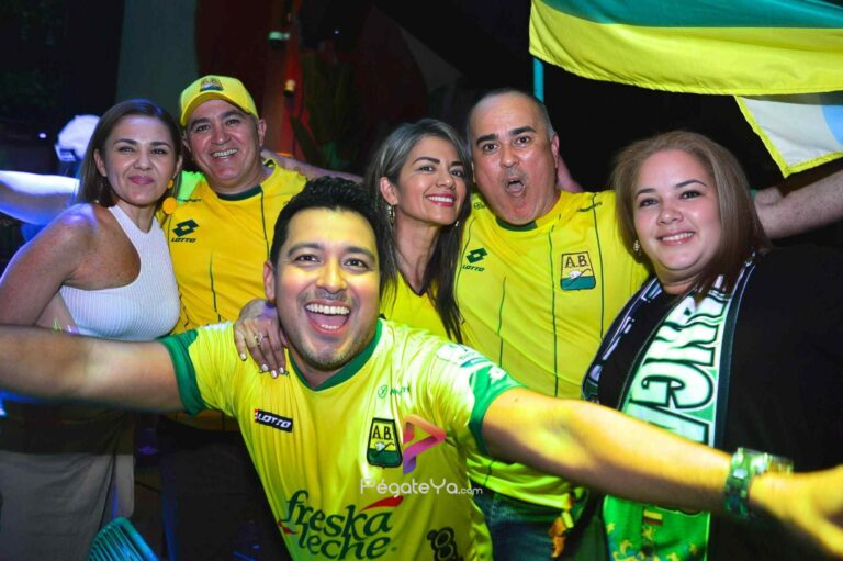 Foto 12 de Necio Bar · Final Bucaramanga vs. Santa Fe · 15 de junio de 2024 en Necio Bar, Bucaramanga