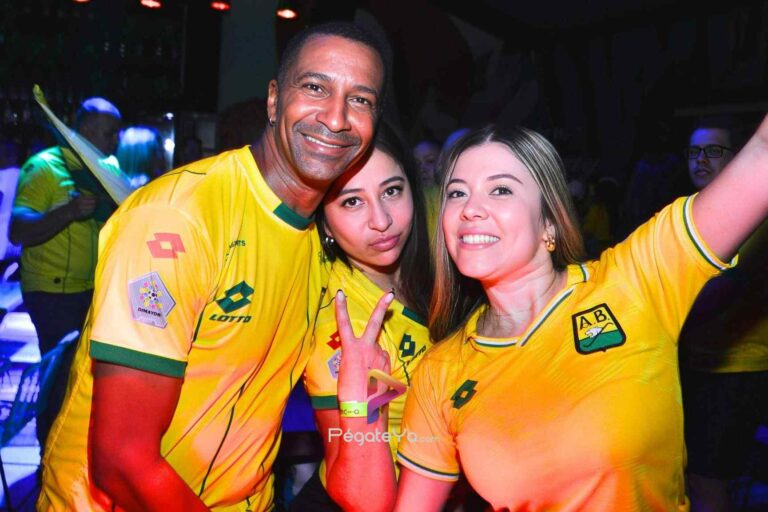 Foto 22 de Necio Bar · Final Bucaramanga vs. Santa Fe · 15 de junio de 2024 en Necio Bar, Bucaramanga