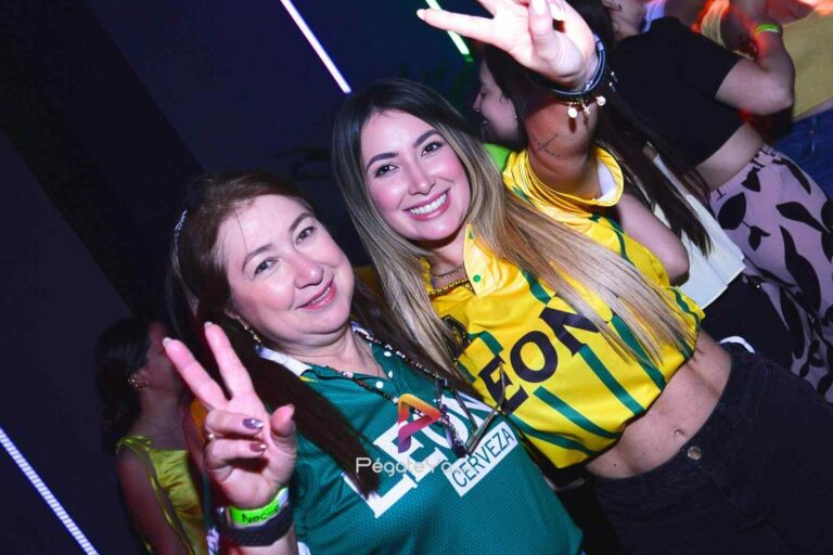 Foto 14 de Necio Bar · Final Bucaramanga vs. Santa Fe · 15 de junio de 2024 en Necio Bar, Bucaramanga