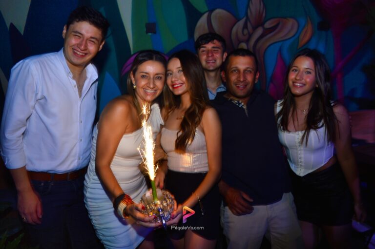 Foto 37 de Necio Bar · Inauguración 2024 en Necio Bar, Bucaramanga