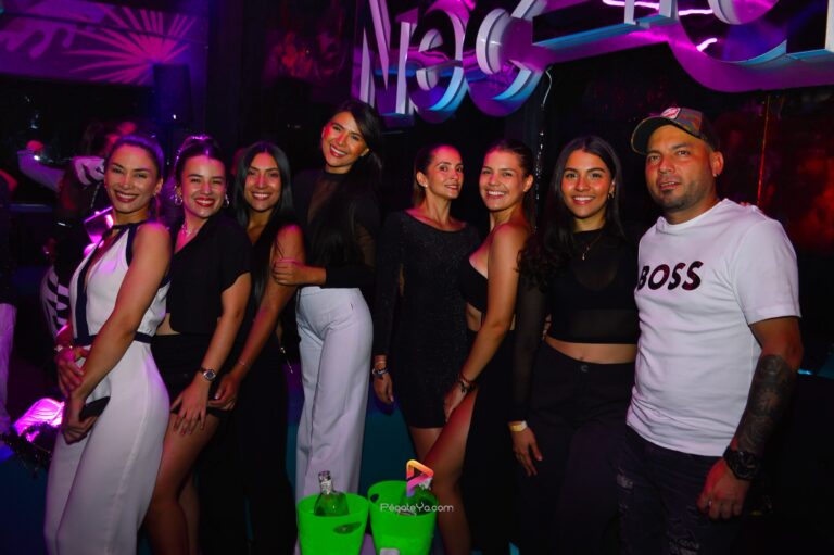 Foto 9 de Necio Bar · Inauguración 2024 en Necio Bar, Bucaramanga